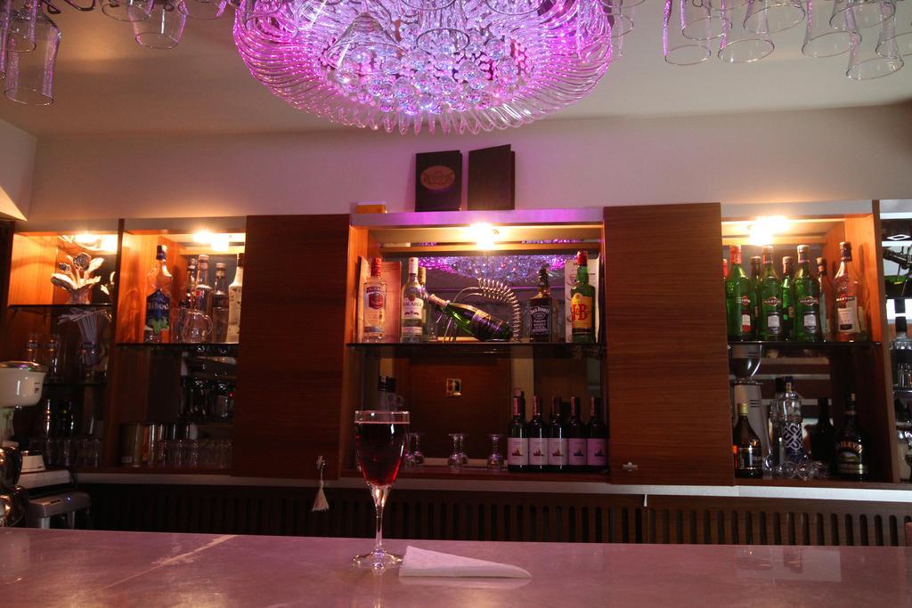 Royce Hotel Istanbul Eksteriør bilde